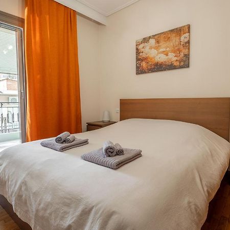 Your Cozy Six Street Apartment ラリサ エクステリア 写真