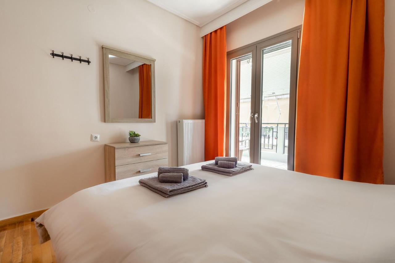 Your Cozy Six Street Apartment ラリサ エクステリア 写真